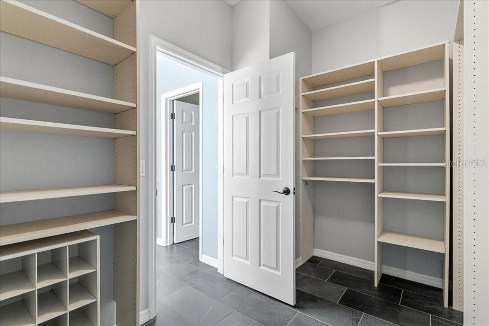 For Sale: $565,000 (3 beds, 2 baths, 2210 Square Feet)