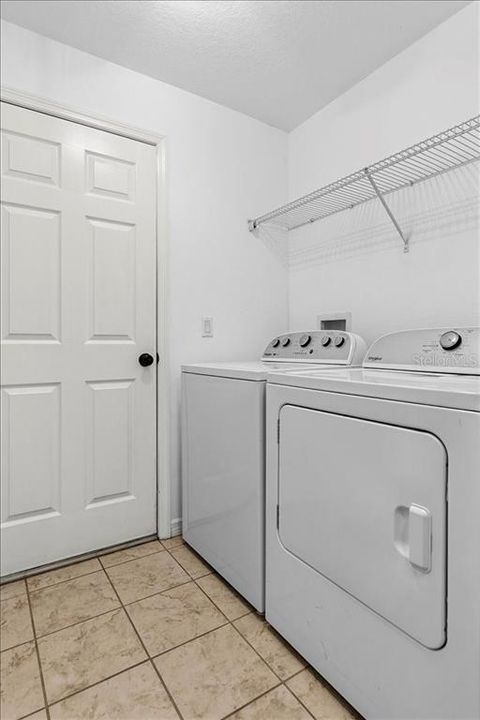 For Sale: $565,000 (3 beds, 2 baths, 2210 Square Feet)