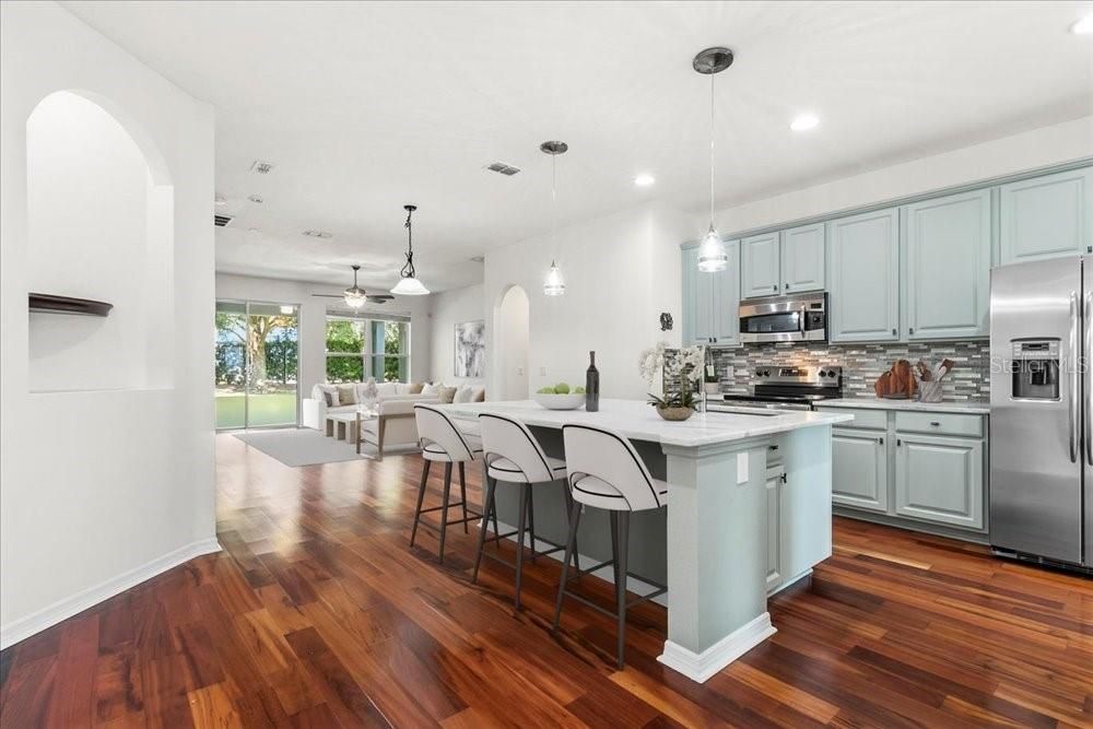 For Sale: $565,000 (3 beds, 2 baths, 2210 Square Feet)