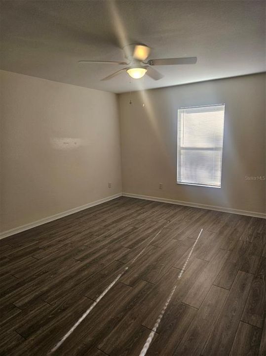 В аренду: $1,675 (3 спален, 2 ванн, 1241 Квадратных фут)
