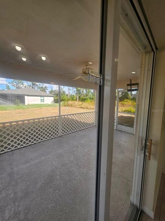 En Renta: $1,875 (3 camas, 2 baños, 1241 Pies cuadrados)