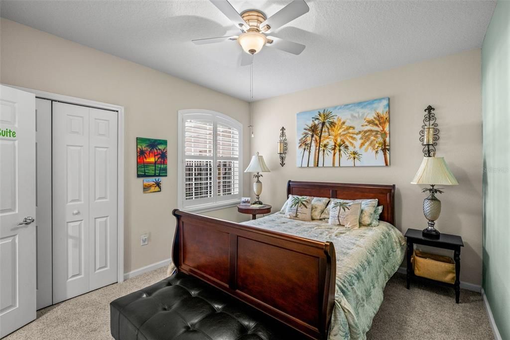 For Sale: $389,000 (3 beds, 2 baths, 1554 Square Feet)