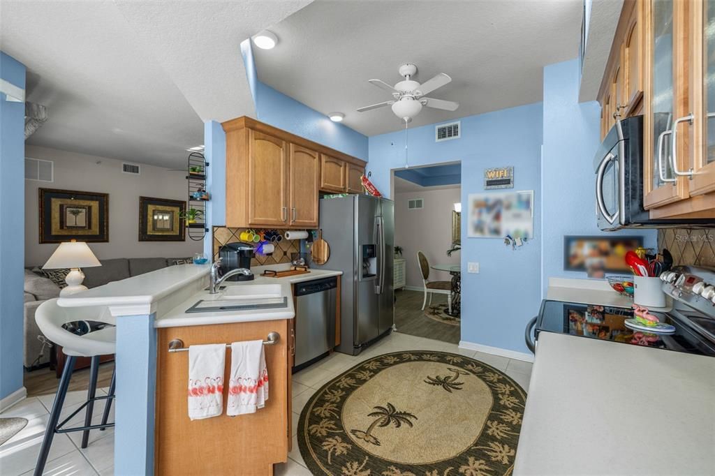 For Sale: $389,000 (3 beds, 2 baths, 1554 Square Feet)