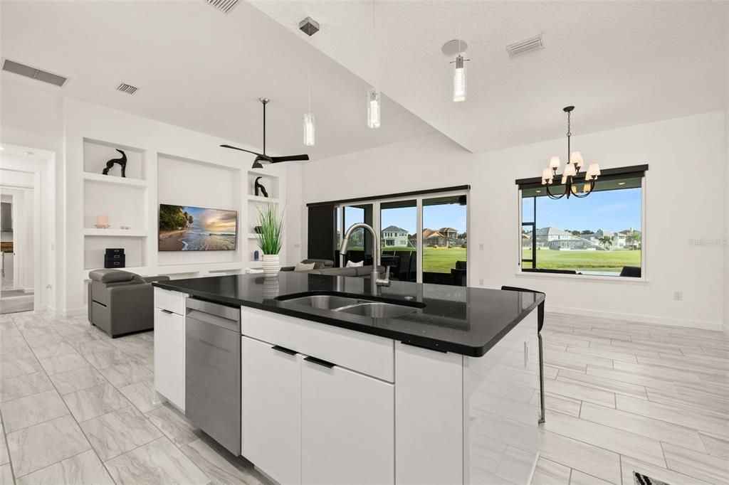 На продажу: $649,900 (4 спален, 3 ванн, 2293 Квадратных фут)