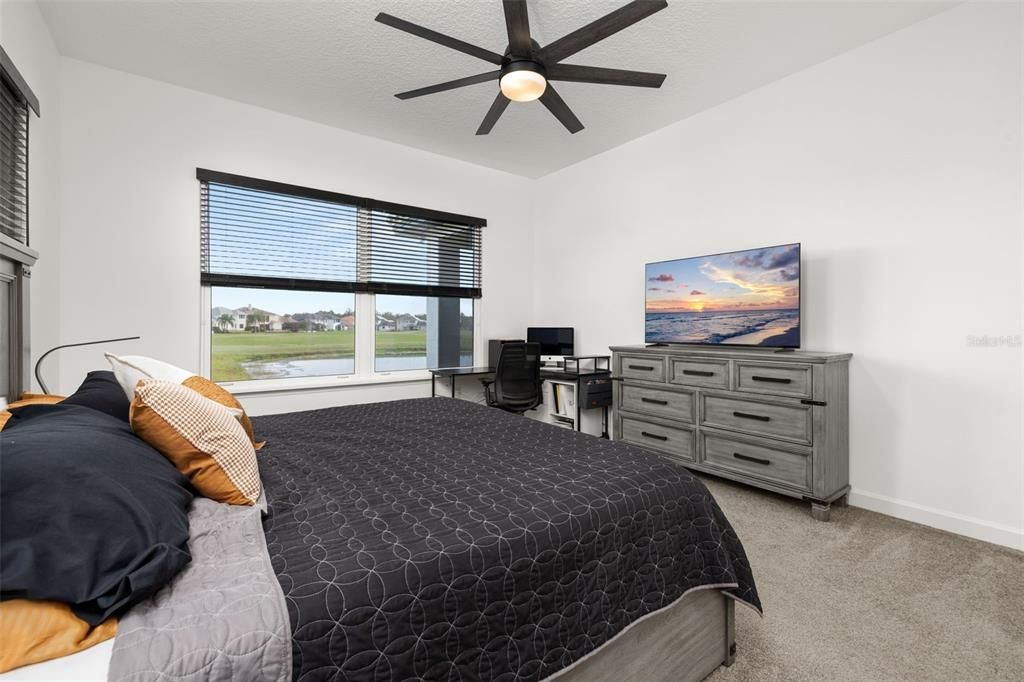 На продажу: $649,900 (4 спален, 3 ванн, 2293 Квадратных фут)