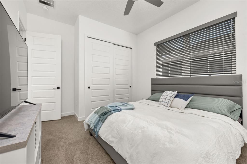 На продажу: $649,900 (4 спален, 3 ванн, 2293 Квадратных фут)