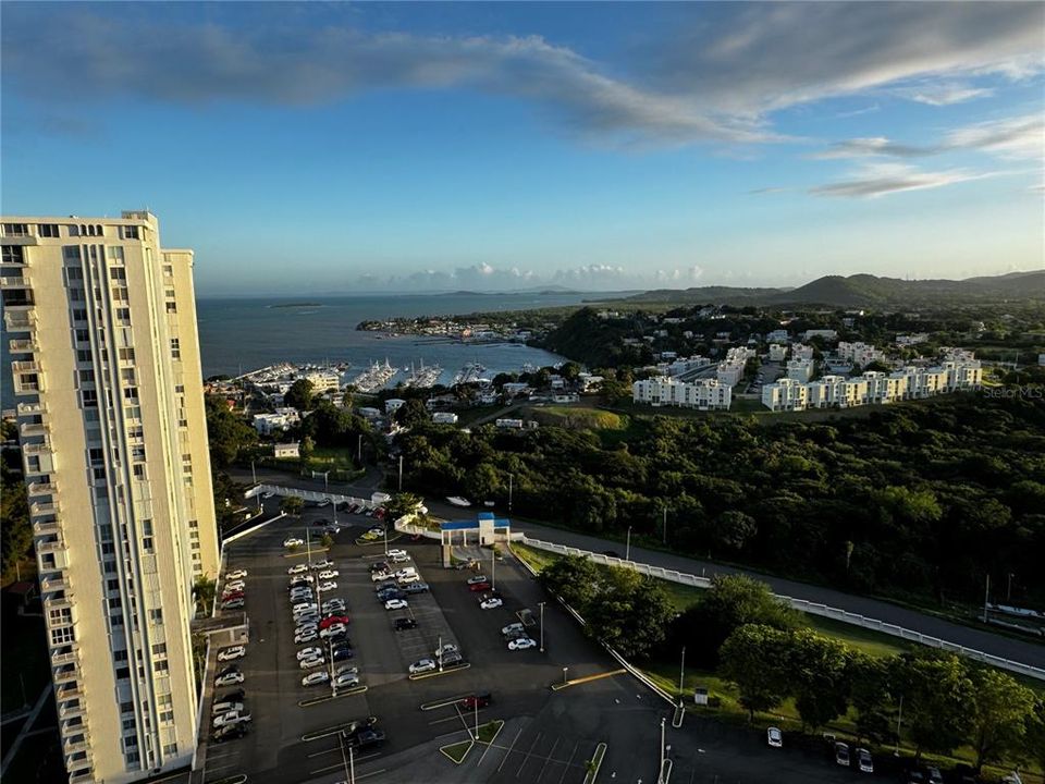 На продажу: $220,000 (1 спален, 1 ванн, 1063 Квадратных фут)