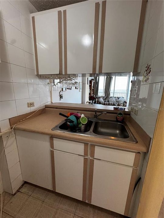 На продажу: $220,000 (1 спален, 1 ванн, 1063 Квадратных фут)