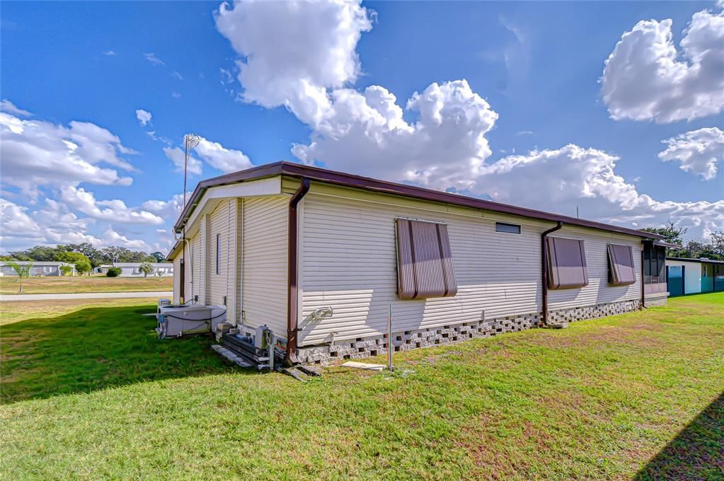 待售: $149,900 (2 贝兹, 2 浴室, 1248 平方英尺)