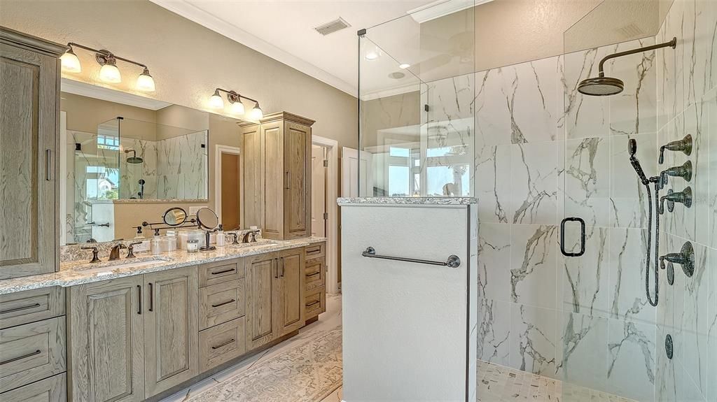 For Sale: $4,795,000 (4 beds, 4 baths, 3866 Square Feet)