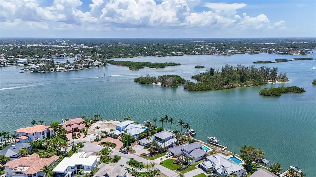 For Sale: $4,795,000 (4 beds, 4 baths, 3866 Square Feet)