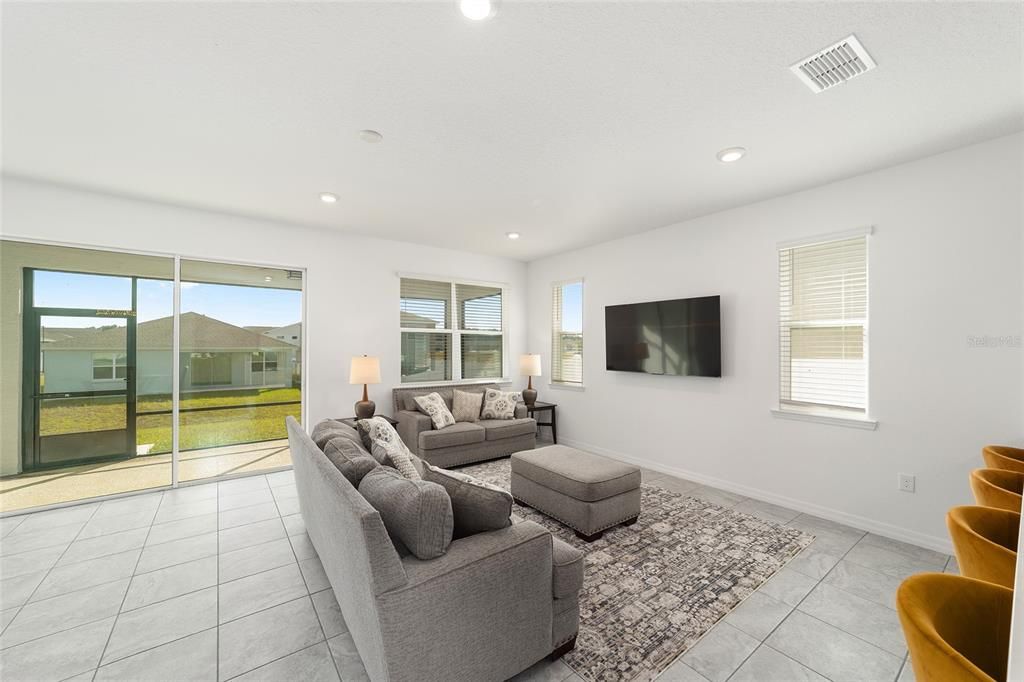 En Venta: $325,000 (3 camas, 2 baños, 1856 Pies cuadrados)