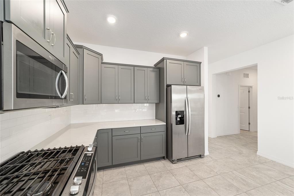 En Venta: $325,000 (3 camas, 2 baños, 1856 Pies cuadrados)