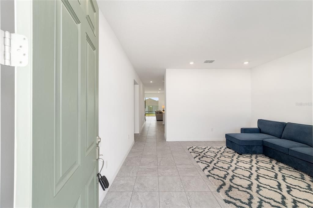 En Venta: $325,000 (3 camas, 2 baños, 1856 Pies cuadrados)