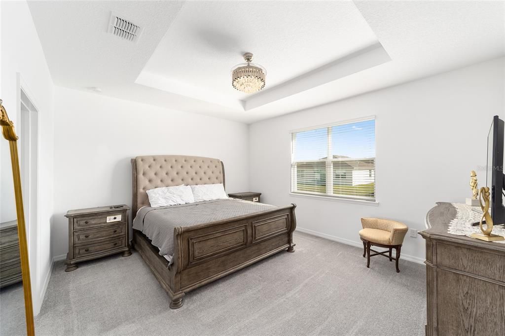 En Venta: $325,000 (3 camas, 2 baños, 1856 Pies cuadrados)