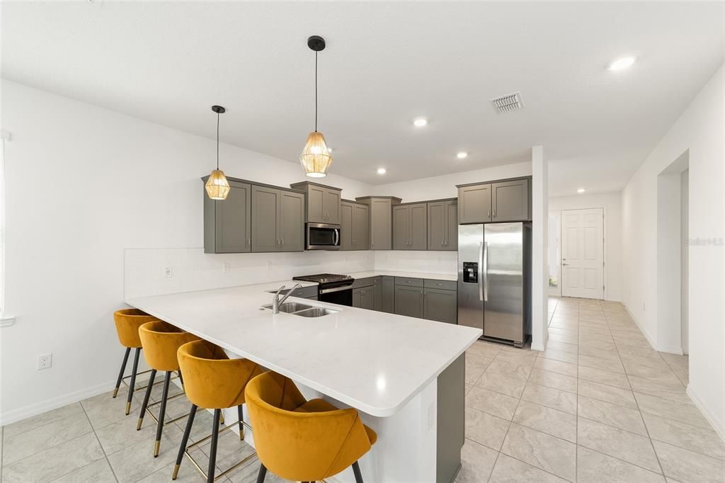 En Venta: $325,000 (3 camas, 2 baños, 1856 Pies cuadrados)