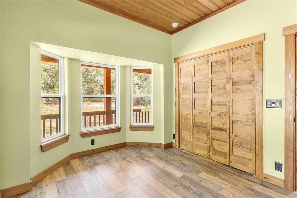 En Venta: $625,000 (2 camas, 2 baños, 1105 Pies cuadrados)