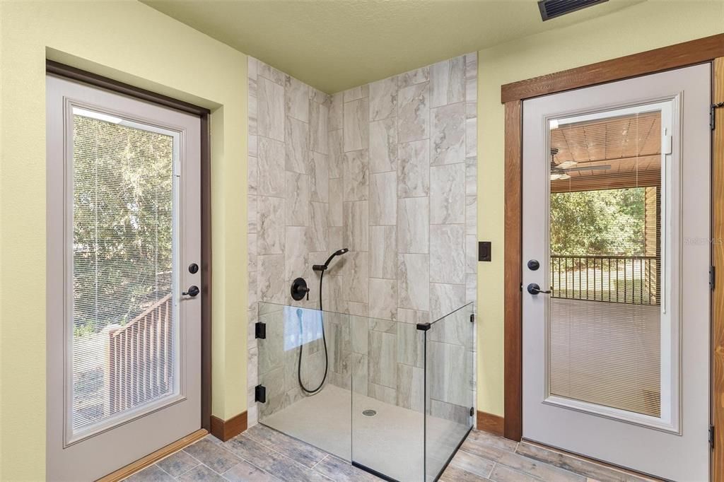 En Venta: $625,000 (2 camas, 2 baños, 1105 Pies cuadrados)