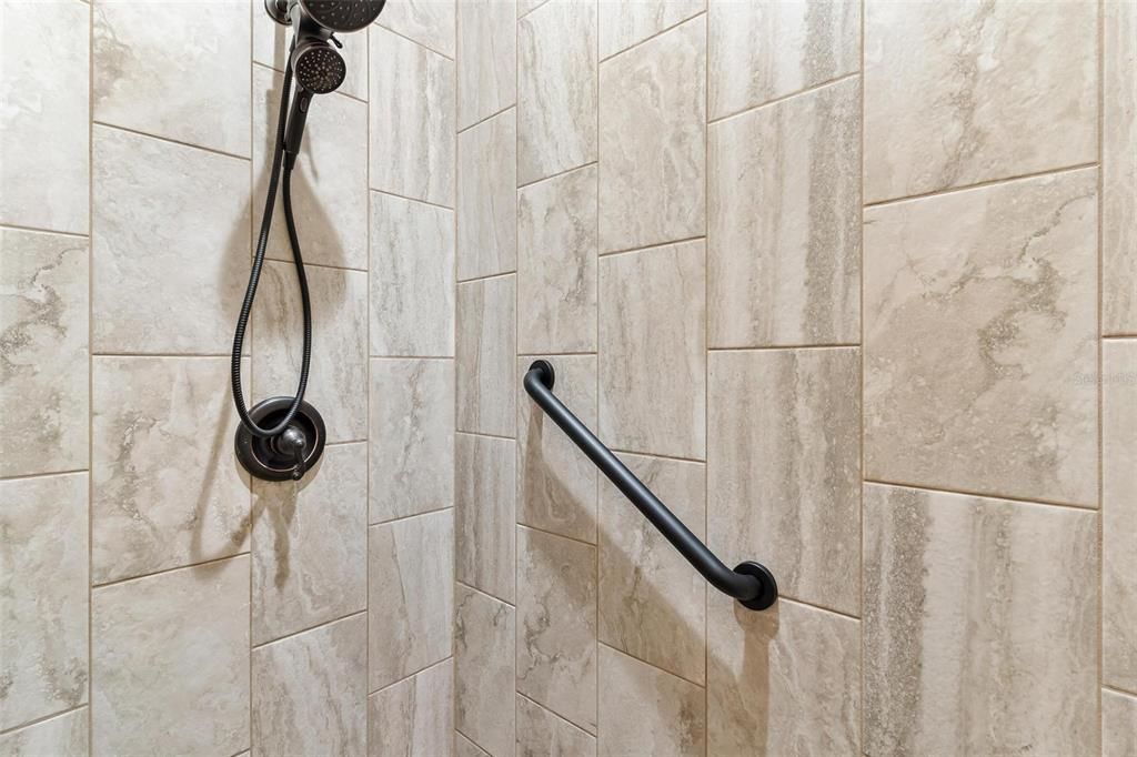 En Venta: $625,000 (2 camas, 2 baños, 1105 Pies cuadrados)