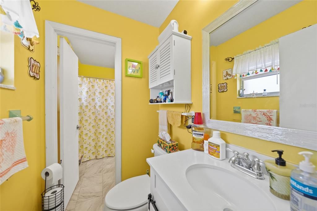 For Sale: $219,900 (2 beds, 1 baths, 1351 Square Feet)