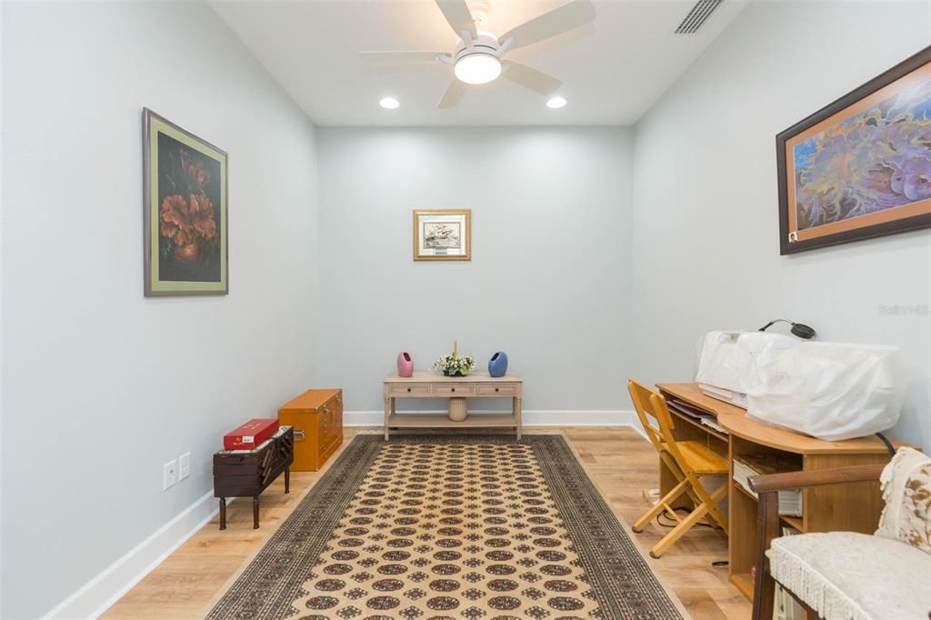 For Sale: $377,000 (3 beds, 2 baths, 1800 Square Feet)