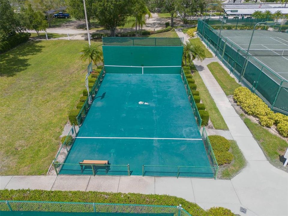 For Sale: $377,000 (3 beds, 2 baths, 1800 Square Feet)