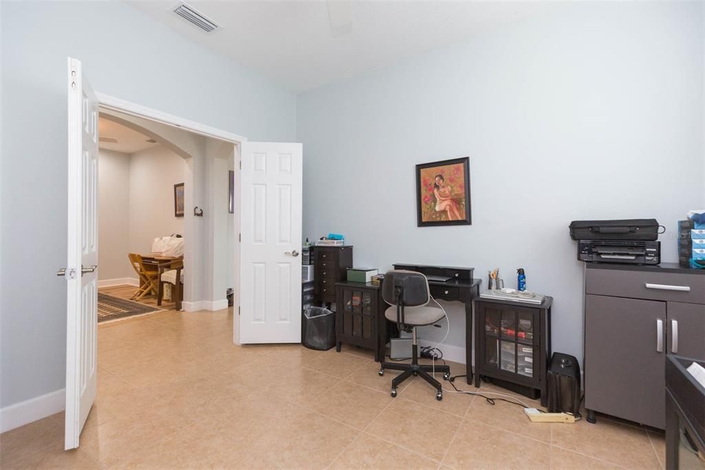 For Sale: $377,000 (3 beds, 2 baths, 1800 Square Feet)