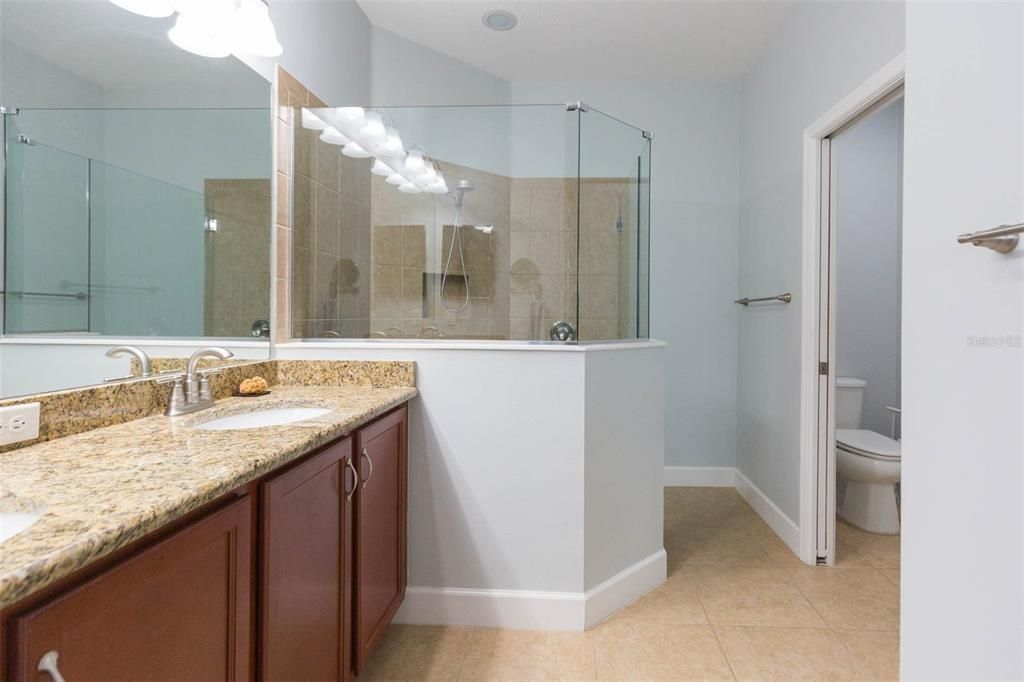 For Sale: $377,000 (3 beds, 2 baths, 1800 Square Feet)