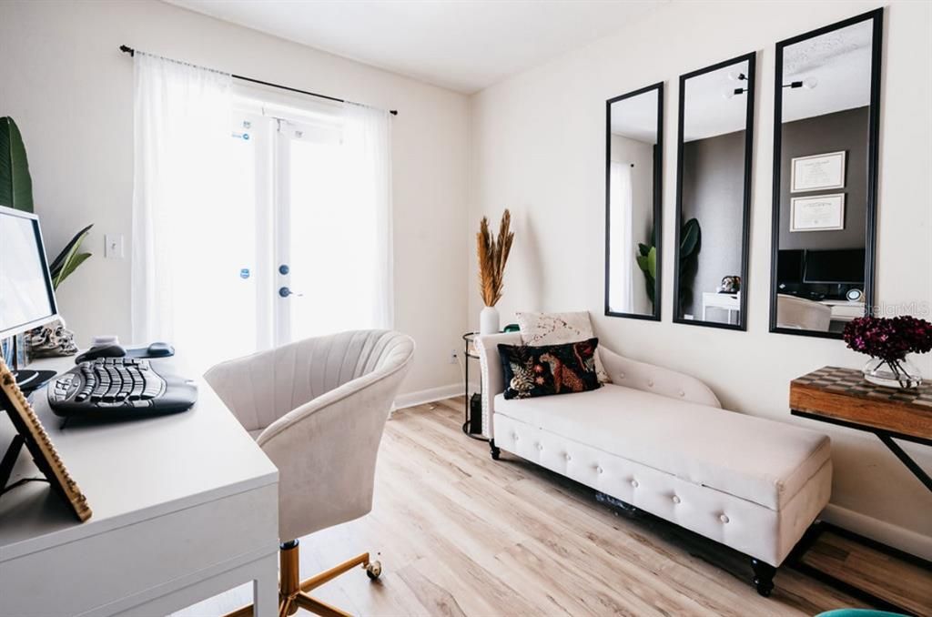 For Rent: $3,900 (3 beds, 2 baths, 1149 Square Feet)