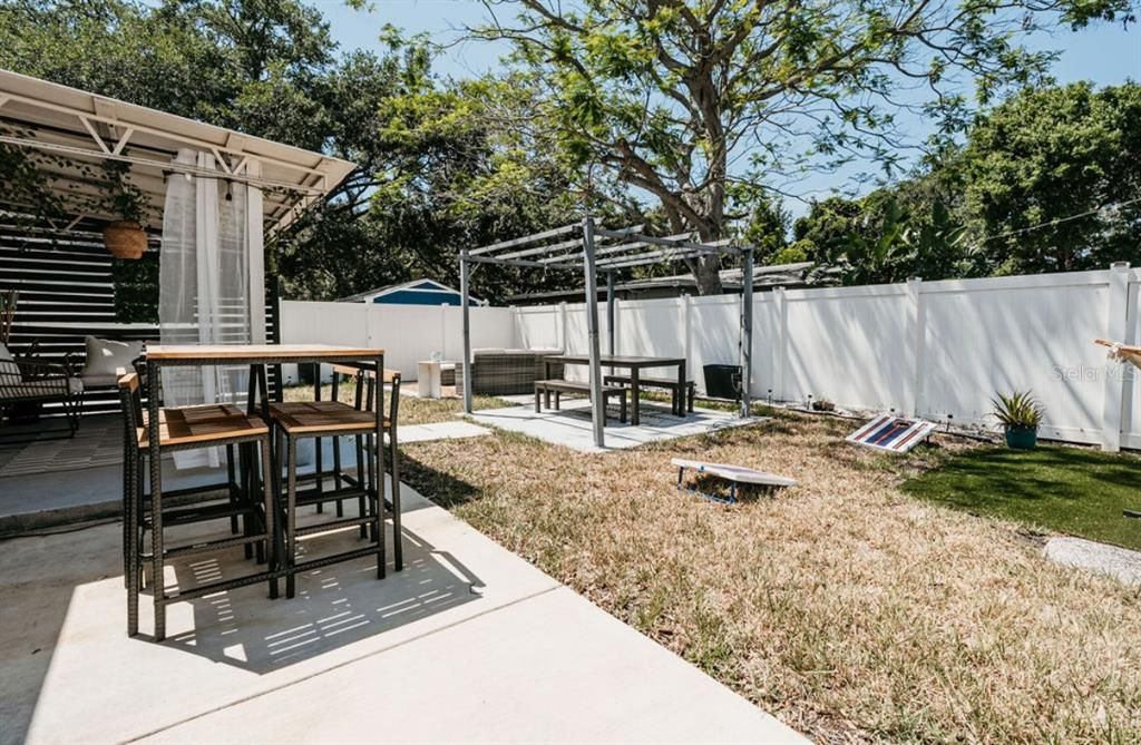 For Rent: $3,900 (3 beds, 2 baths, 1149 Square Feet)