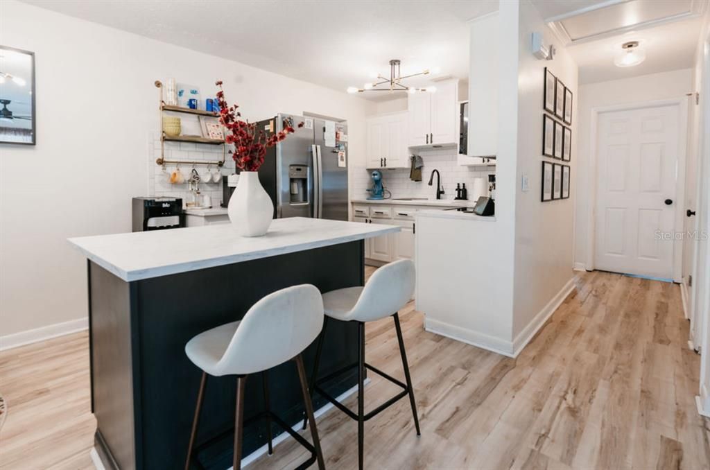 For Rent: $3,900 (3 beds, 2 baths, 1149 Square Feet)