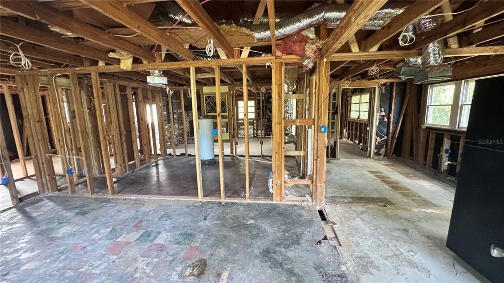 На продажу: $190,000 (3 спален, 1 ванн, 1444 Квадратных фут)