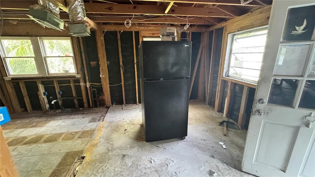 На продажу: $190,000 (3 спален, 1 ванн, 1444 Квадратных фут)