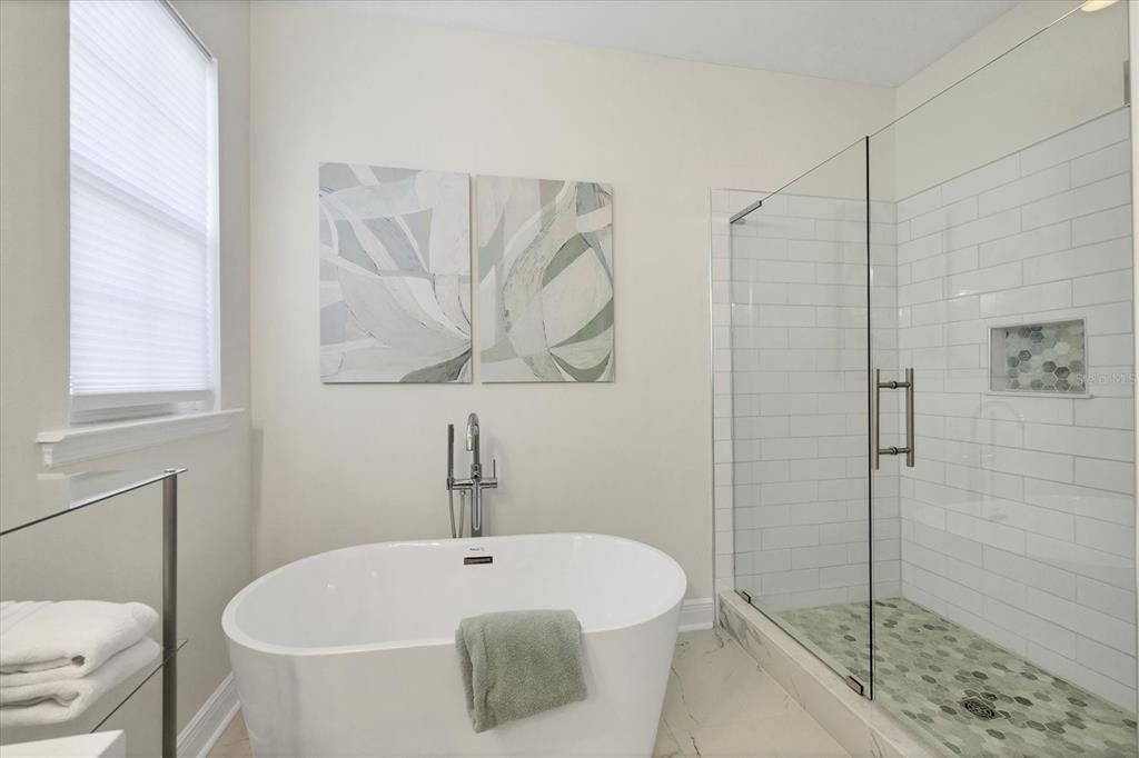 For Sale: $745,000 (4 beds, 3 baths, 2400 Square Feet)