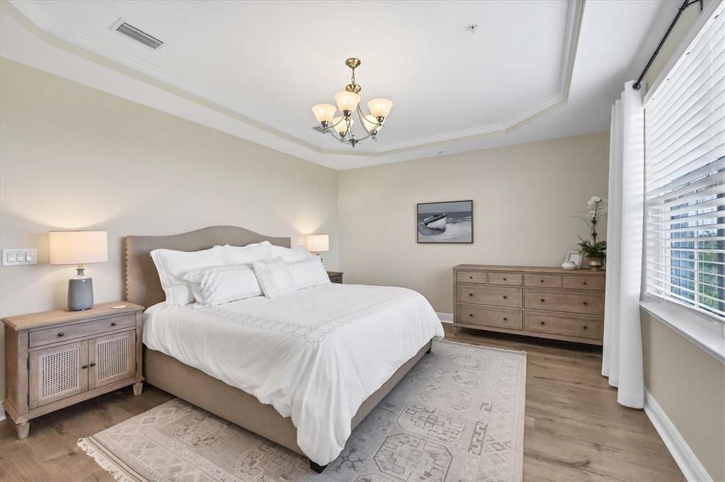 For Sale: $745,000 (4 beds, 3 baths, 2400 Square Feet)