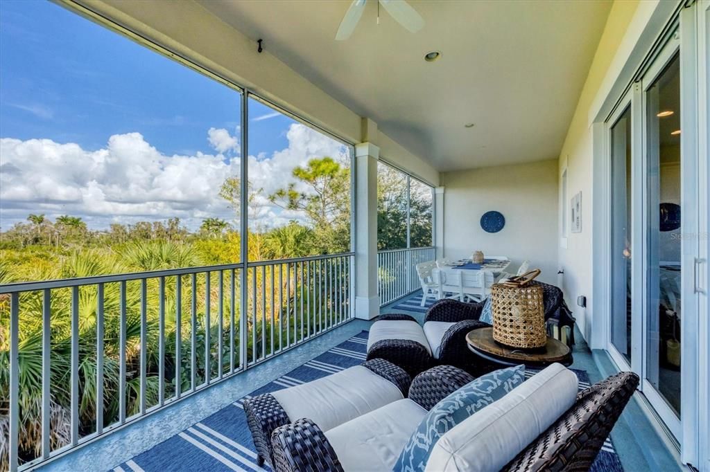 For Sale: $745,000 (4 beds, 3 baths, 2400 Square Feet)