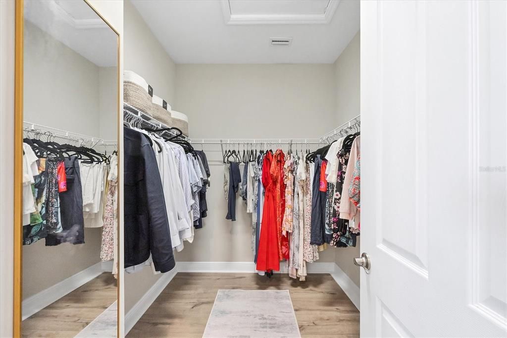 For Sale: $745,000 (4 beds, 3 baths, 2400 Square Feet)