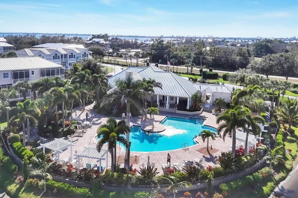 For Sale: $745,000 (4 beds, 3 baths, 2400 Square Feet)