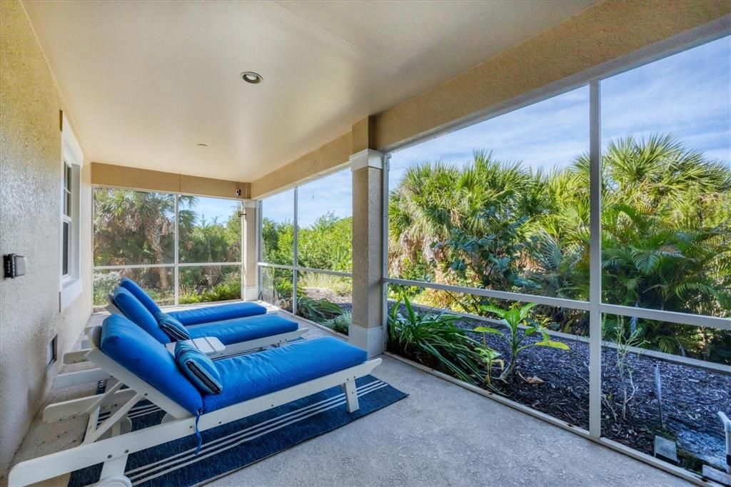 For Sale: $745,000 (4 beds, 3 baths, 2400 Square Feet)