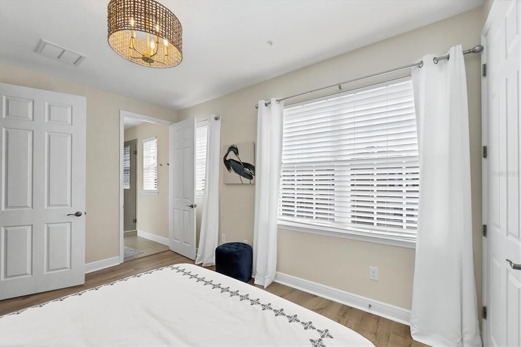 For Sale: $745,000 (4 beds, 3 baths, 2400 Square Feet)