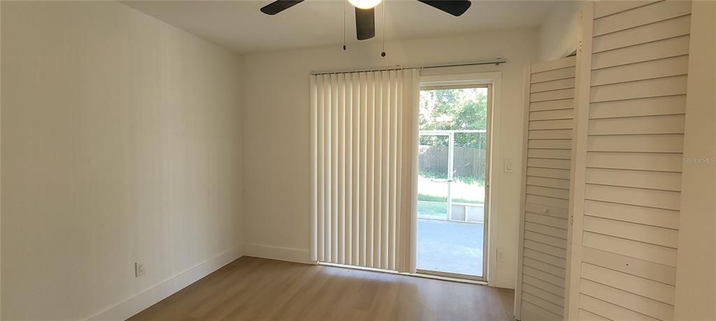 出租: $2,100 (3 贝兹, 2 浴室, 1056 平方英尺)