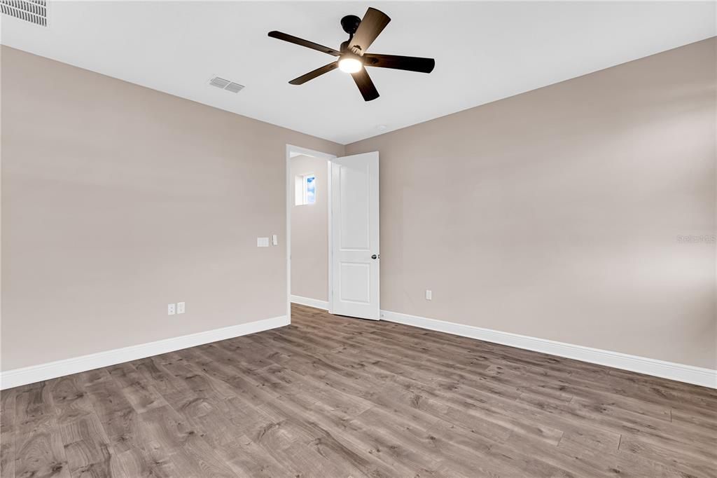 В аренду: $3,800 (3 спален, 2 ванн, 1788 Квадратных фут)