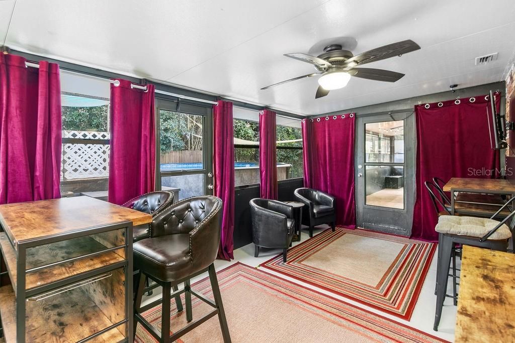 For Sale: $374,000 (4 beds, 2 baths, 2044 Square Feet)