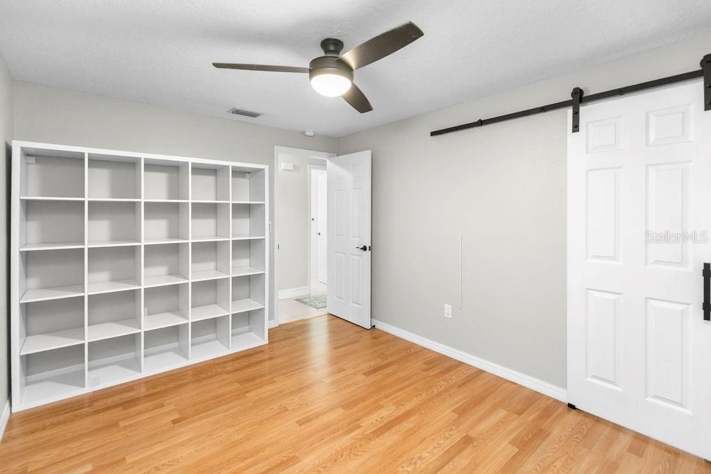 For Sale: $374,000 (4 beds, 2 baths, 2044 Square Feet)