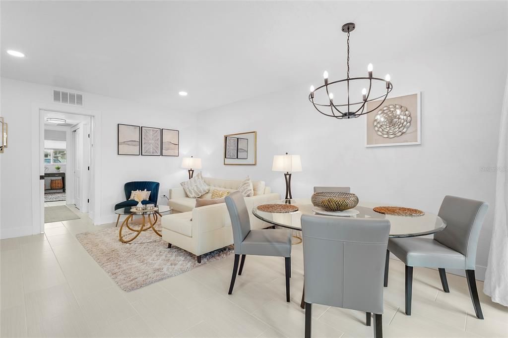 For Sale: $675,000 (2 beds, 2 baths, 900 Square Feet)