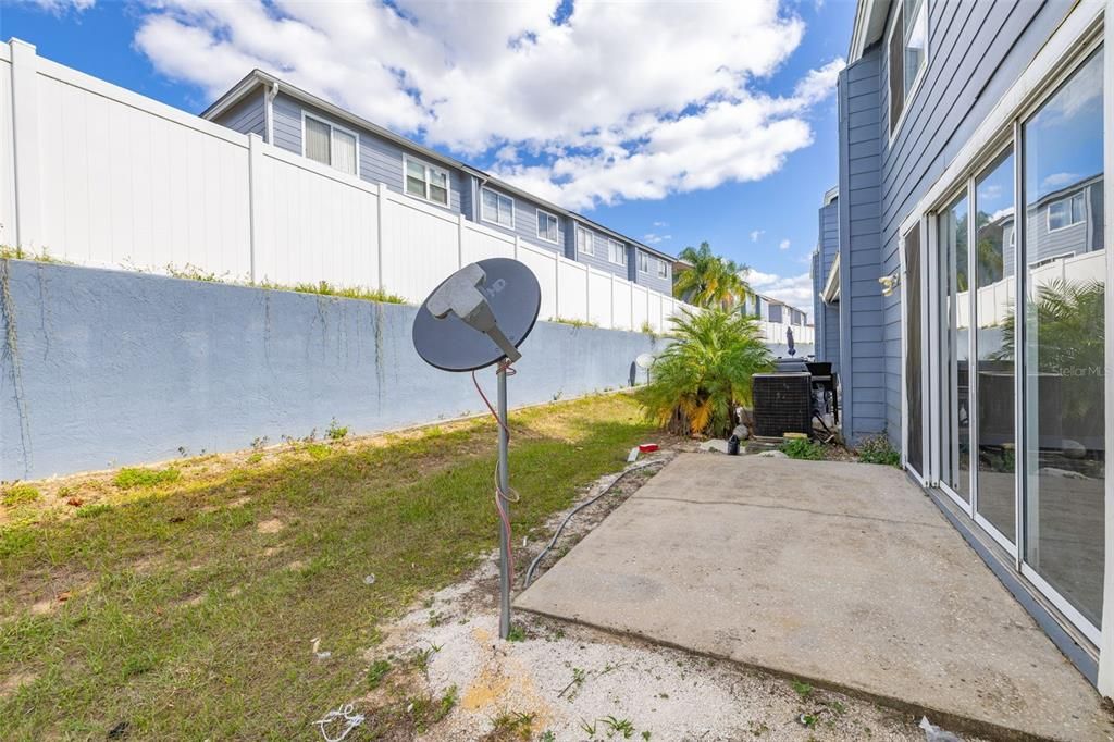 В аренду: $2,000 (3 спален, 2 ванн, 1784 Квадратных фут)