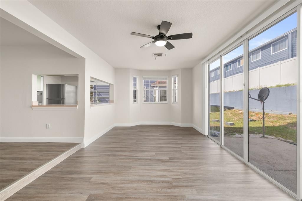 В аренду: $2,000 (3 спален, 2 ванн, 1784 Квадратных фут)