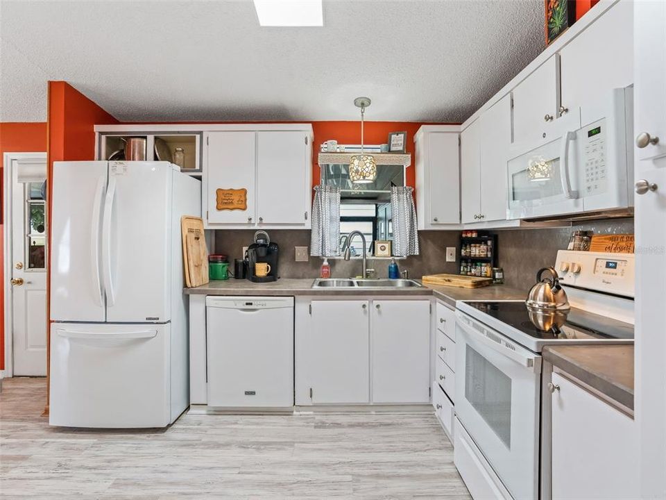 En Venta: $220,000 (2 camas, 2 baños, 1196 Pies cuadrados)