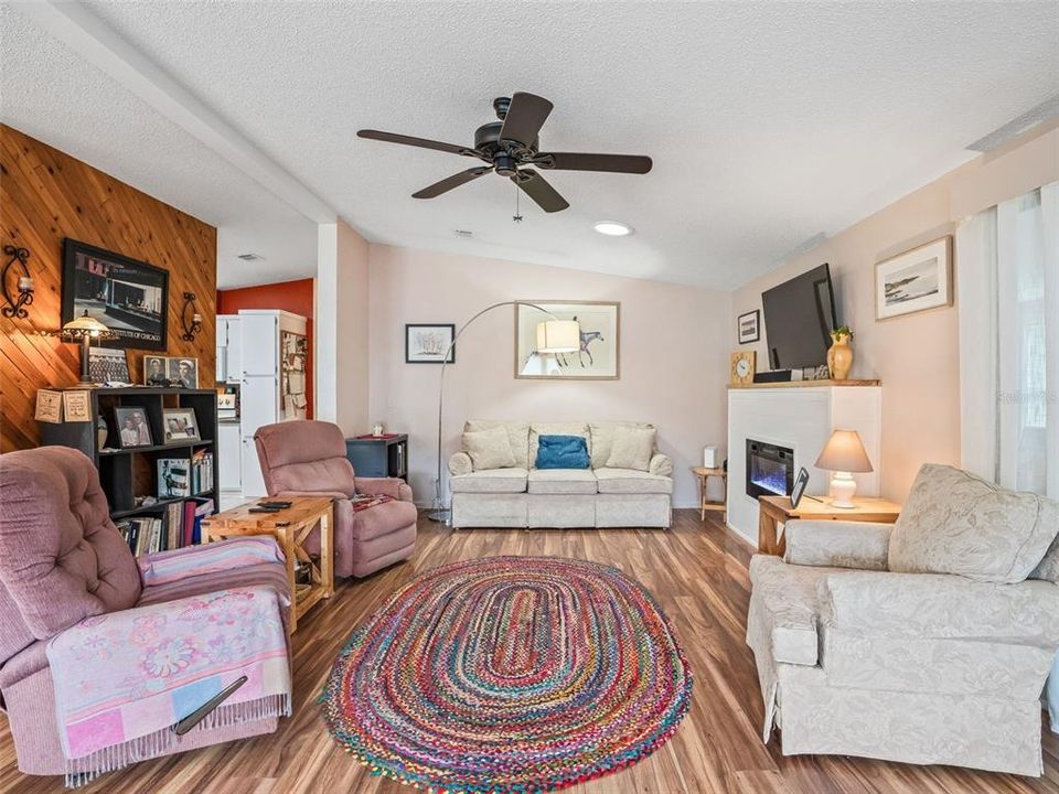 En Venta: $220,000 (2 camas, 2 baños, 1196 Pies cuadrados)