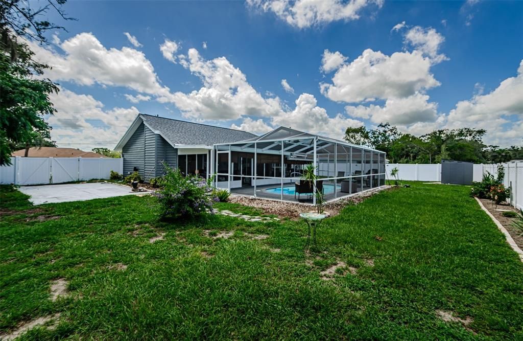 待售: $350,000 (2 贝兹, 2 浴室, 1374 平方英尺)